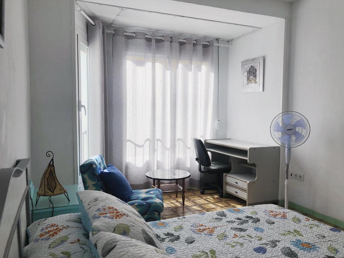 Cerca Del Centro De Аликанте Екстериор снимка